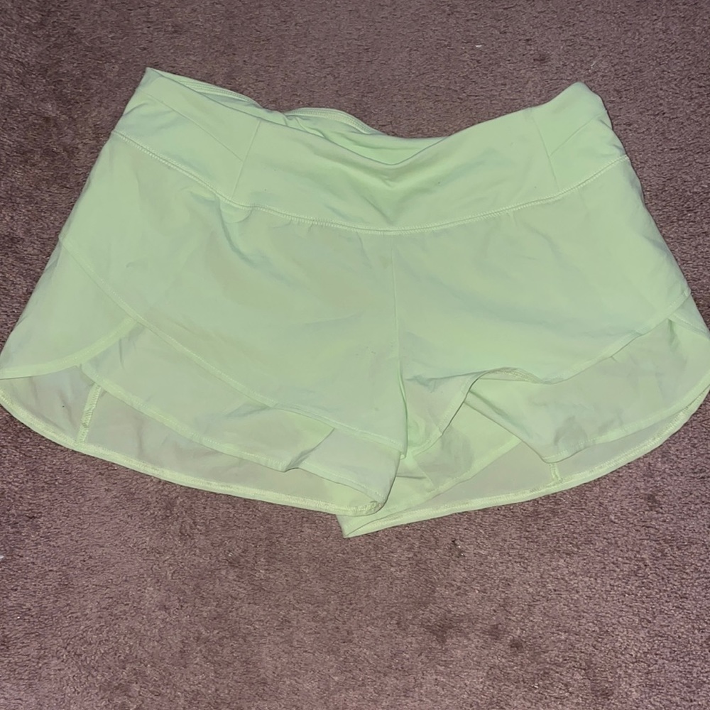 Carrie Underwood workout shorts